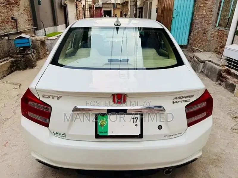 Honda City 1.5 Aspire Automatic Sedan 2017