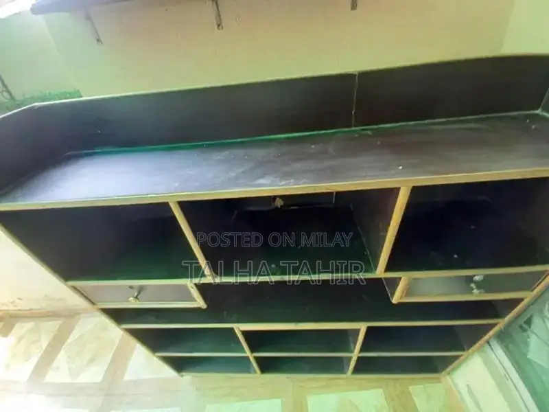 Bookrack with 2 drawers and 9 cabins