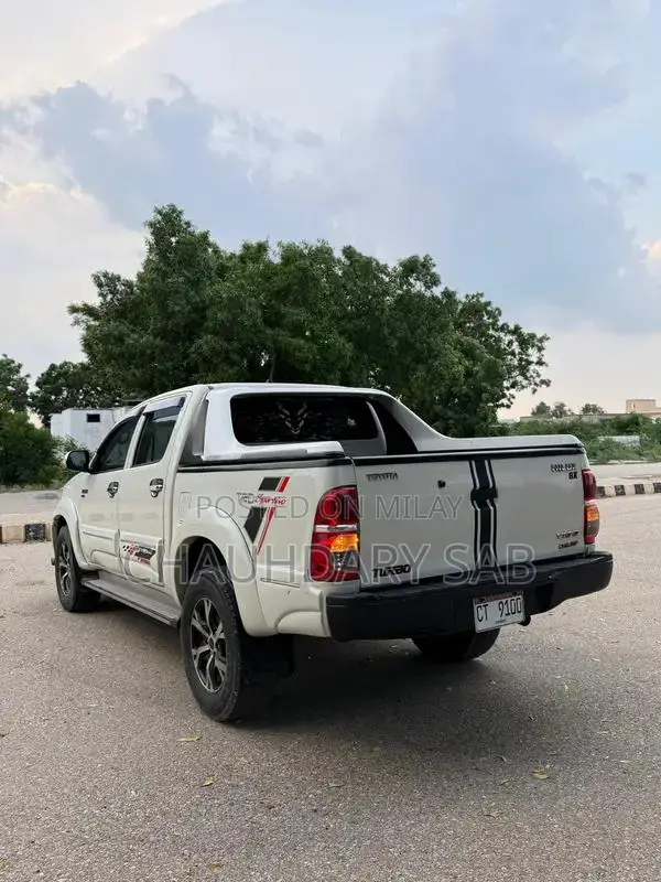 Toyota Vigo Champ 2011 Pickup Truck with New Tires