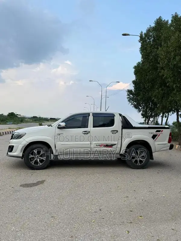 Toyota Vigo Champ 2011 Pickup Truck with New Tires