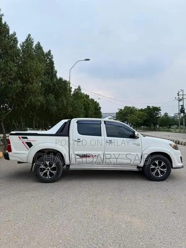 Toyota Vigo Champ 2011 Pickup Truck with New Tires