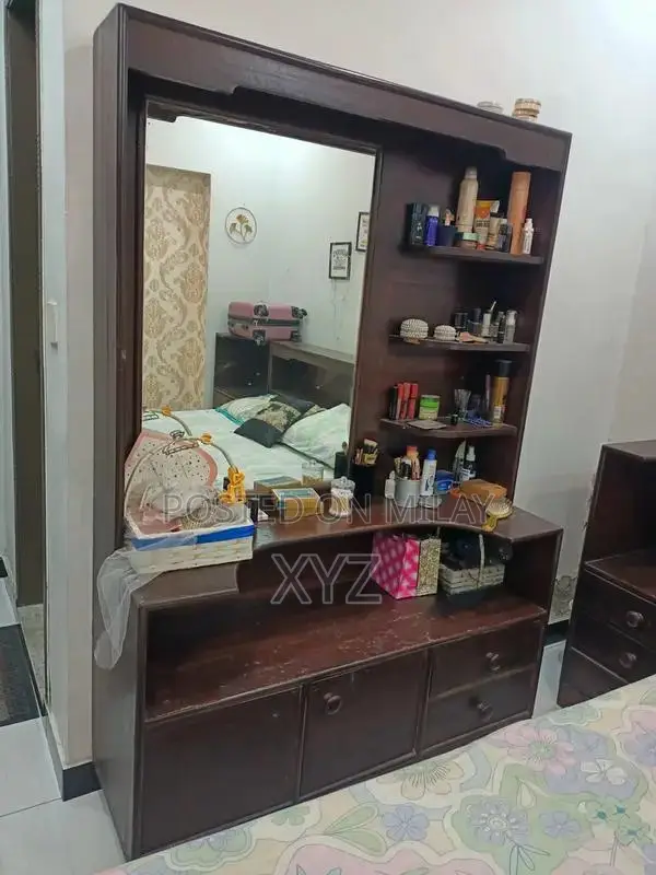 Wooden Bed with Dressing Table and Mattress