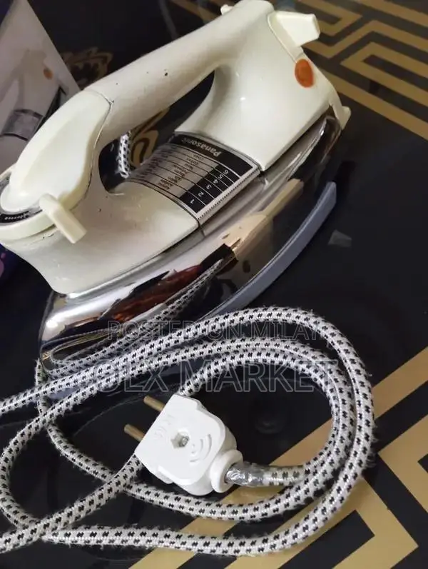 White Household Iron - Excellent Condition Home Appliance