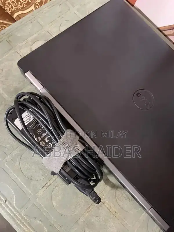 Dell Latitude E5570 Business Laptop with Core i7 6th Gen