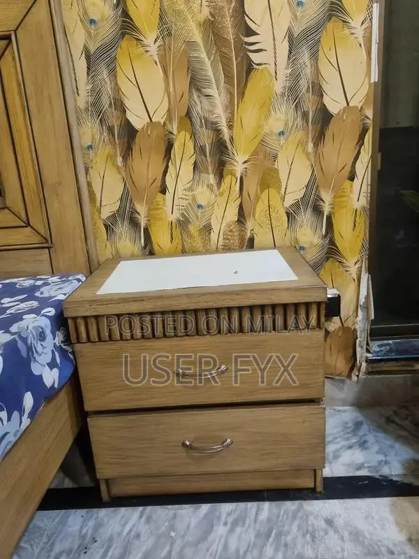 Polished Bed Set Without Mattress