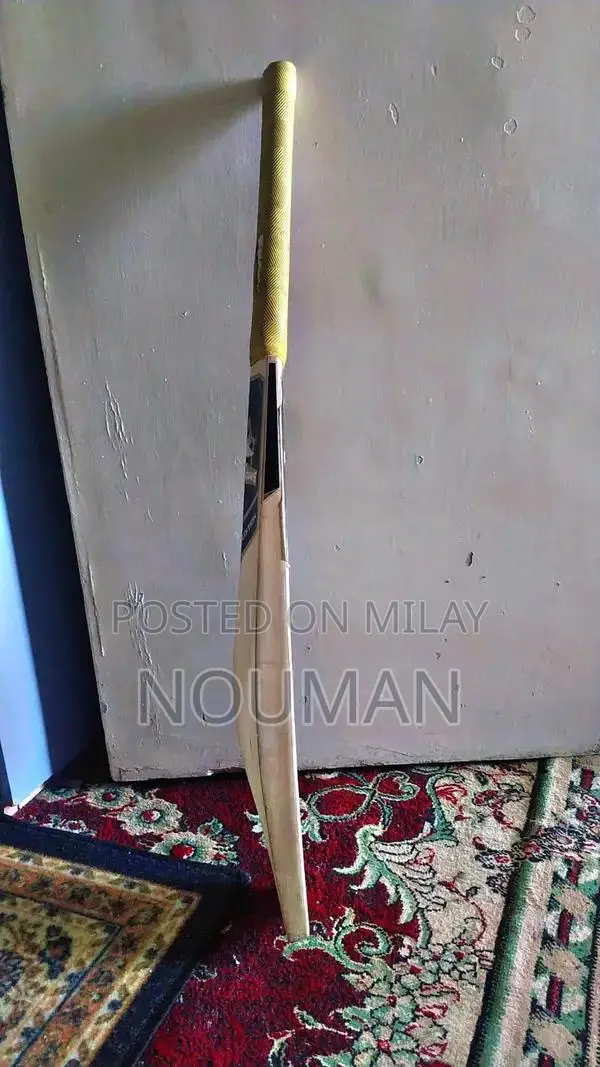 Hard Ball Cricket Bat - Lahour Qanandar Special Edition