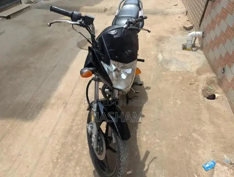 Yamaha YBR 125 Motorcycle - 2022 Model Touring Bike