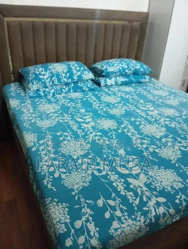 King Size Bed Frame - Excellent Condition, Lightly Used