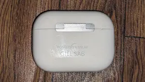 Portable Wireless Earbuds with Long Battery Life and Clear Call Qualit