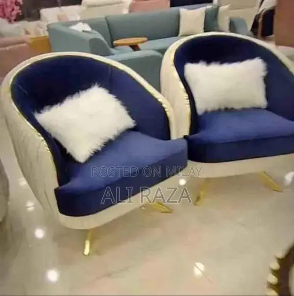 Luxury Room Chairs: Elegant Comfort and Modern Design