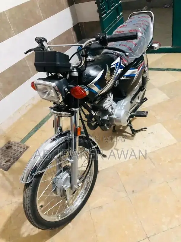 CG125 Brand New Motorcycle - Excellent Condition