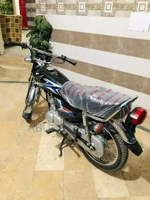 CG125 Brand New Motorcycle - Excellent Condition