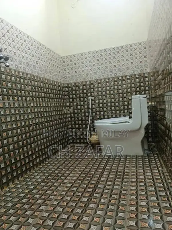 Hajvery Palace Hotel Accommodation with Air Conditioning