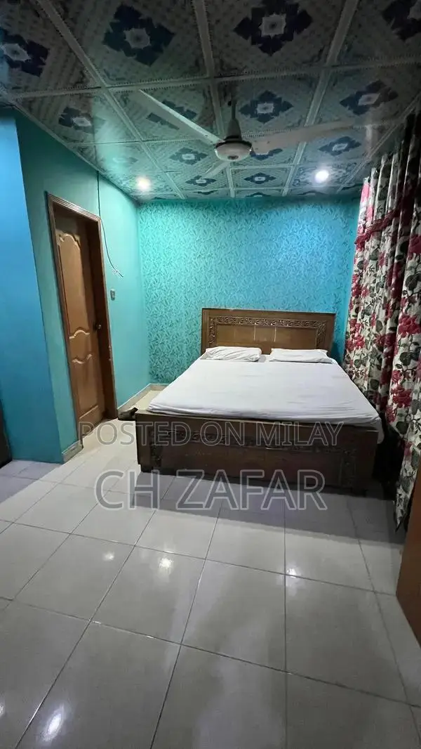 Hajvery Palace Hotel Accommodation with Air Conditioning