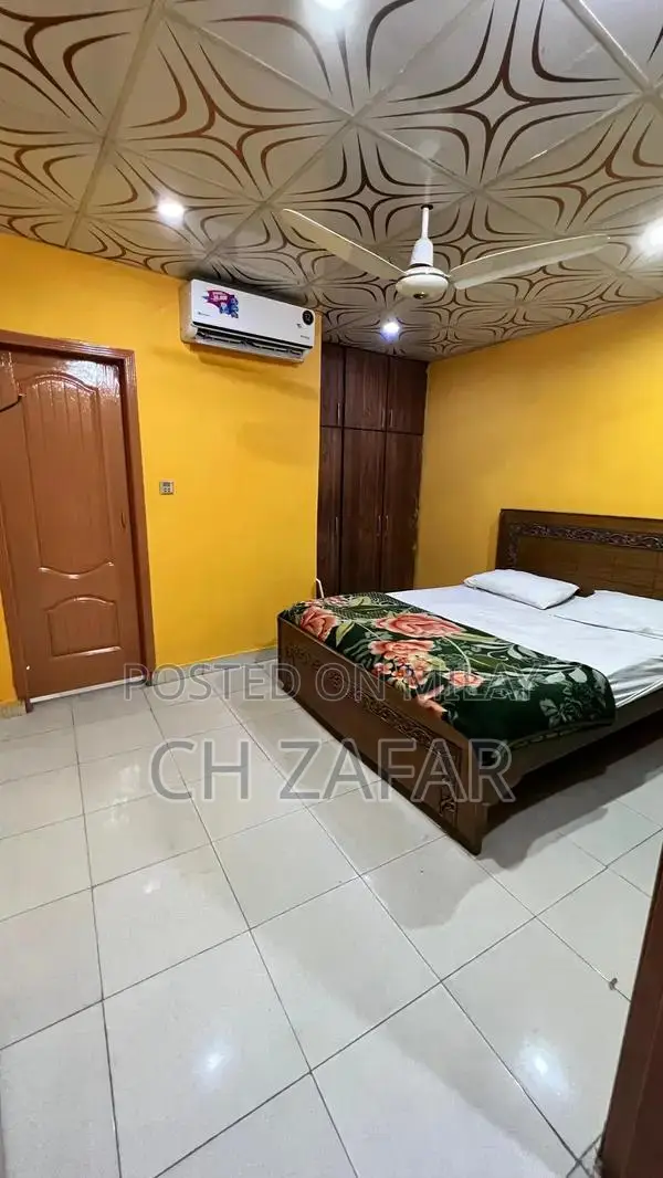 Hajvery Palace Hotel Accommodation with Air Conditioning