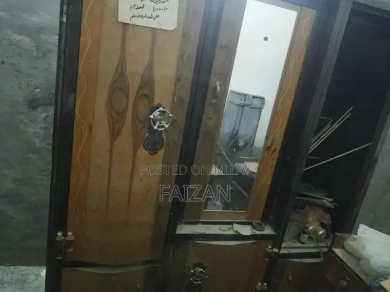 Sturdy Iron Wardrobe Storage Solution for Bedroom Organization