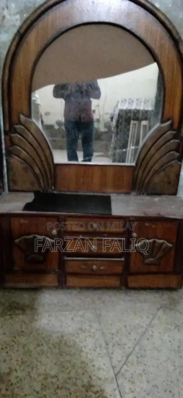 Wooden Dressing Table with Mirror - Elegant Furniture Piece