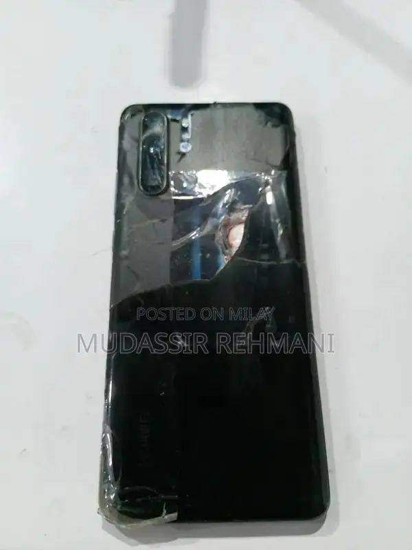 Huawei P30 Pro Smartphone with Powerful Camera System