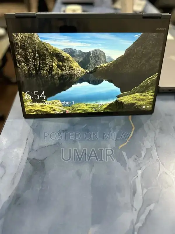 Lenovo Yoga 81JS x360 touch core i7