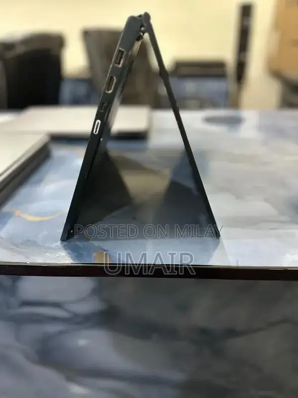 Lenovo Yoga 81JS x360 touch core i7