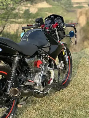 Yamaha YBR 125 Modified Motorcycle