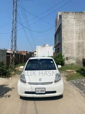 Photo - Toyota Passo Compact Hatchback Low Mileage Vehicle