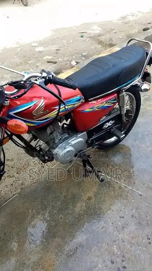 Honda 125cc Motorcycle for Sale - Great Condition