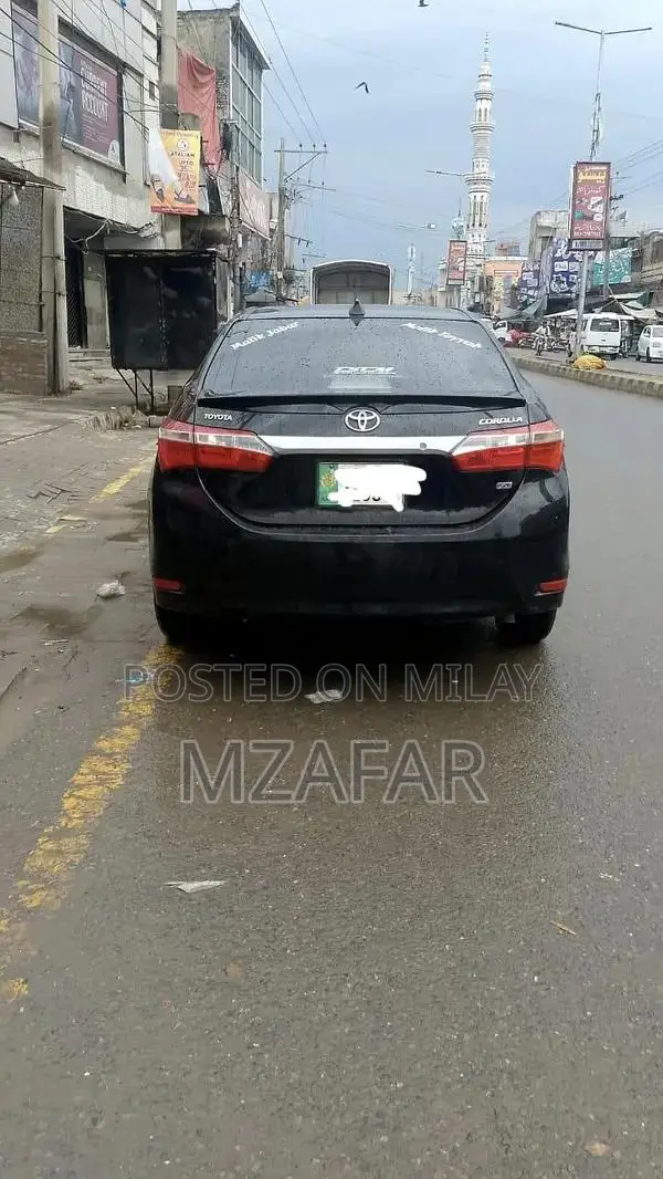 Toyota Corolla XLI Sedan - Well-Maintained Reliable Vehicle