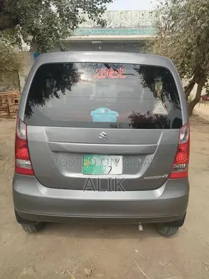 Suzuki Wagon R VXL Hatchback - Well Maintained First Owner Vehicle