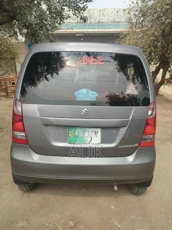 Suzuki Wagon R VXL Hatchback - Well Maintained First Owner Vehicle