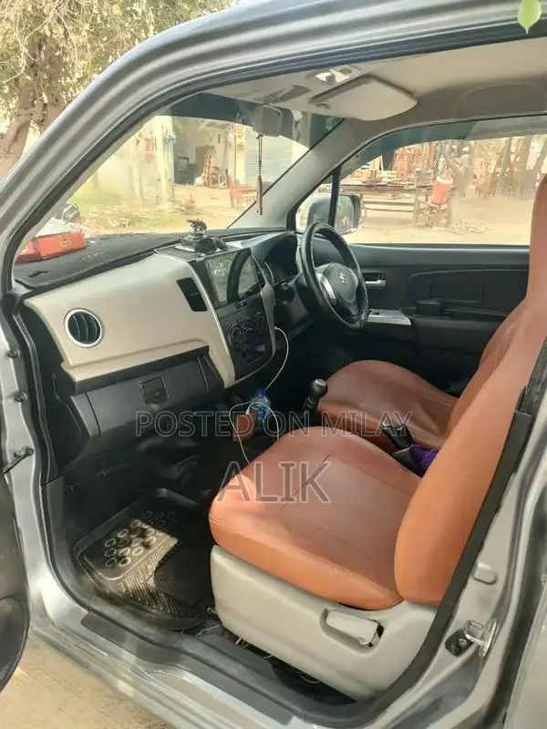 Suzuki Wagon R VXL Hatchback - Well Maintained First Owner Vehicle