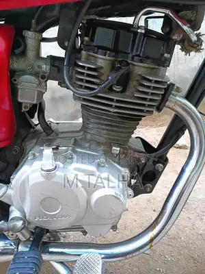 Honda 125cc Motorcycle 2018 - Red Edition