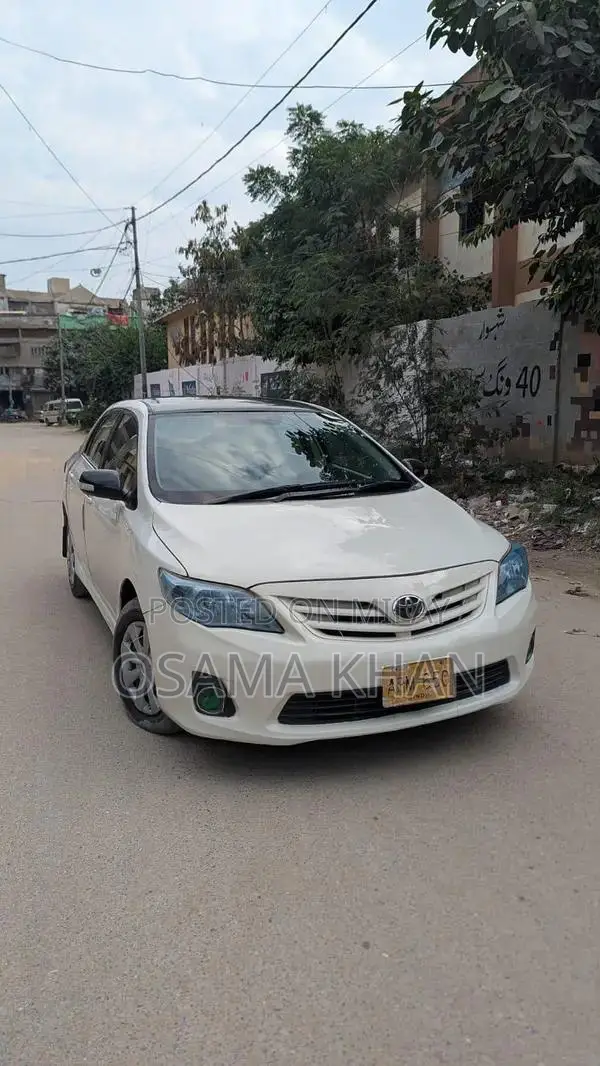 Toyota Corolla GLI 1.3 Sedan - Clean 2009 Model