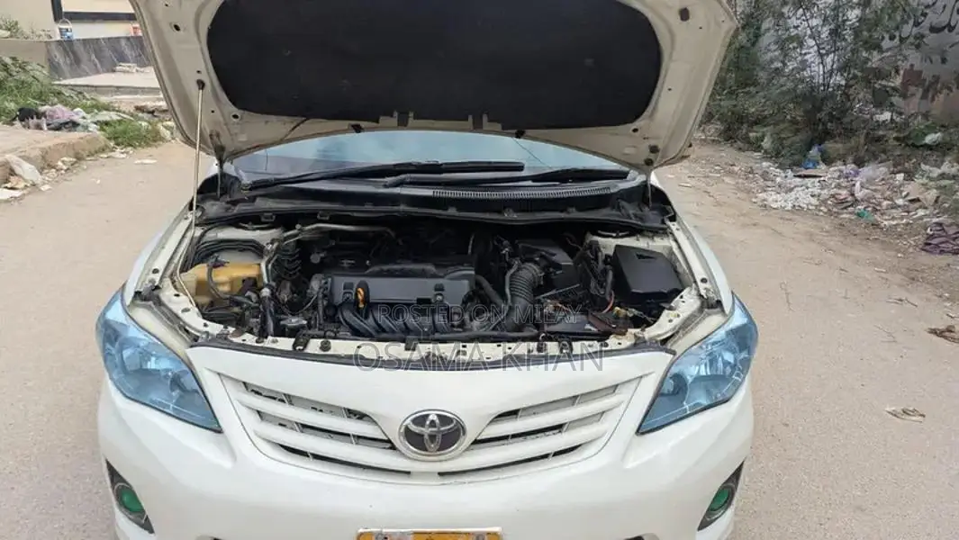 Toyota Corolla GLI 1.3 Sedan - Clean 2009 Model