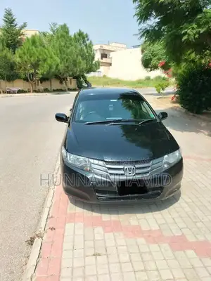 Reliable Used Car in Excellent Condition - Low Maintenance