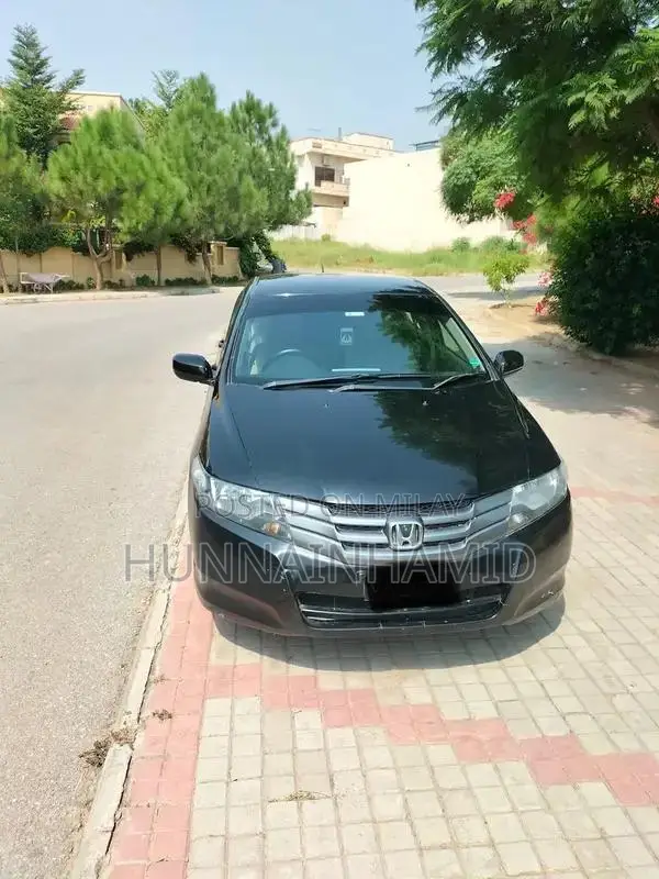 Reliable Used Car in Excellent Condition - Low Maintenance