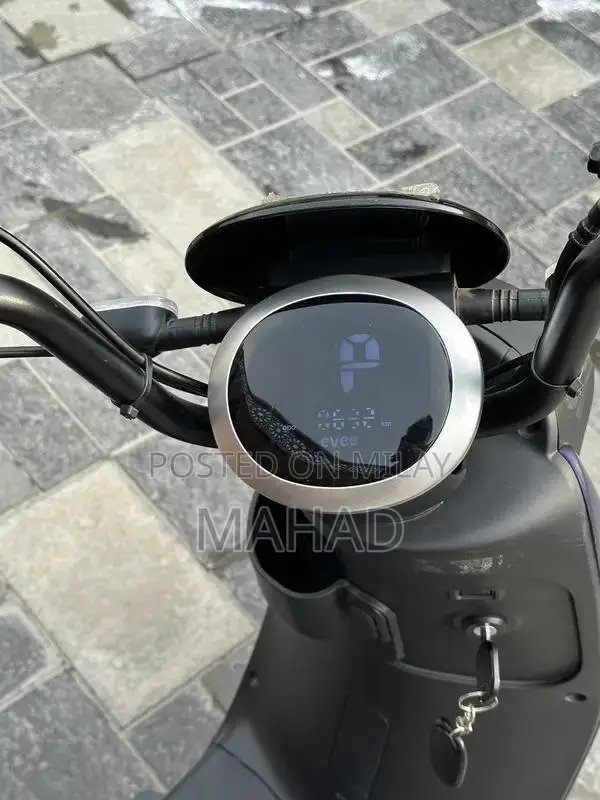 Evee Sonic Electric Scooty - Urban Commute Solution