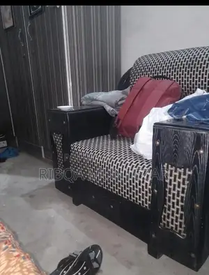 6-Seater Sofa with Comfortable Design