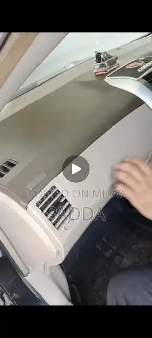 2011 Model Vehicle with Genuine Parts and Touch Side Features