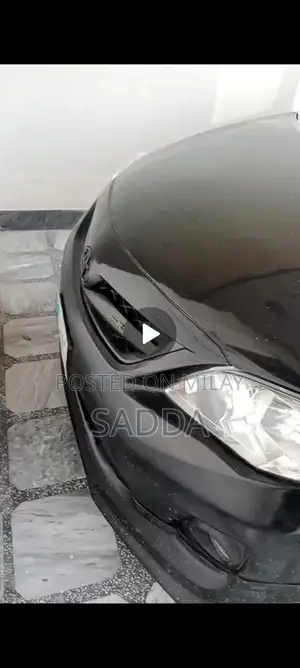 2011 Model Vehicle with Genuine Parts and Touch Side Features