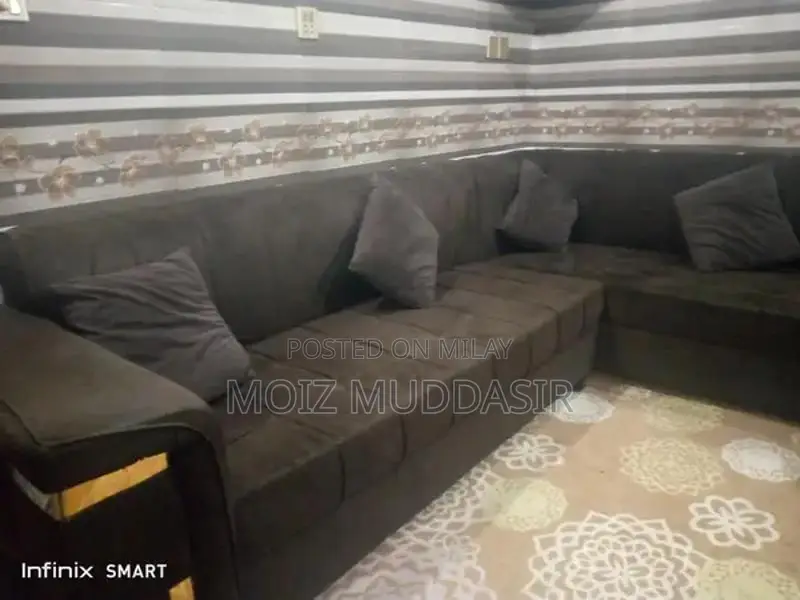 L-Shaped Dark Chocolate Brown 7-Seater Sectional Sofa with Cushions