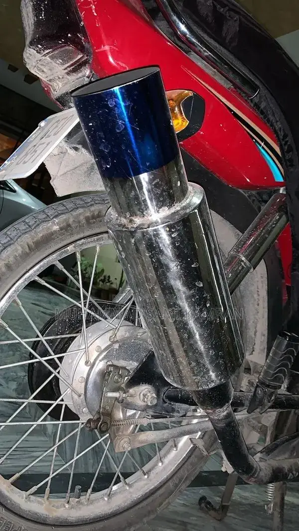 Universal Exhaust System for Performance Vehicles