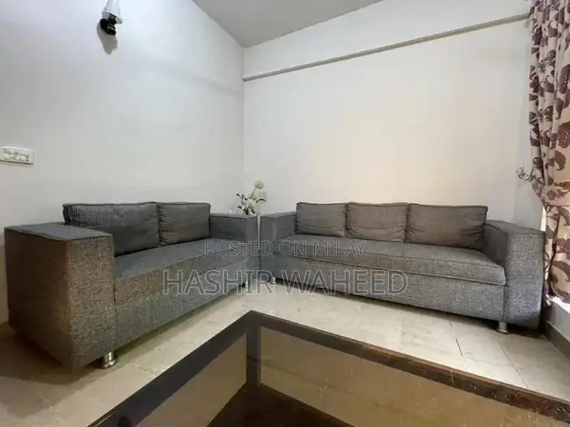 Jute 3+2 Seater Sofa Set - Gray, Comfortable, Near-New Condition