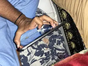 Apple iPad 7th Gen 10.2" 32GB Wi-Fi, Silver - Touch ID Not Working