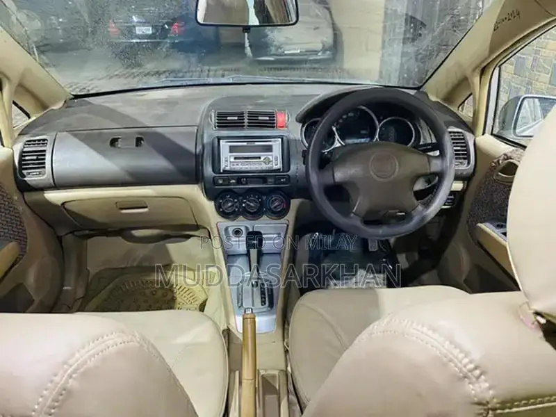 Honda City Sedan 2005 Automatic Transmission Family Car