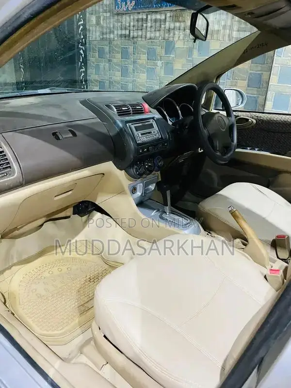 Honda City Sedan 2005 Automatic Transmission Family Car