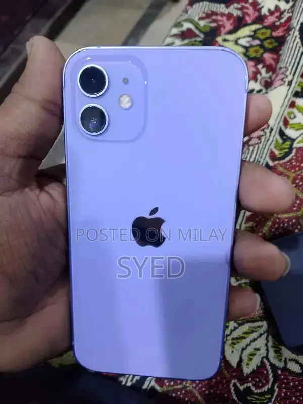 Apple iPhone 12 64GB Smartphone in Excellent Condition