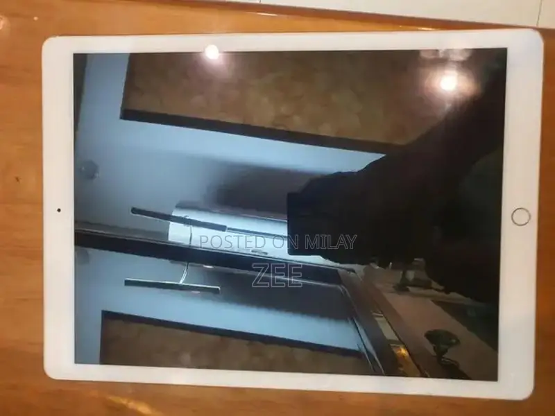 iPad Pro 12.9 Inch 128GB Tablet - Pristine Condition