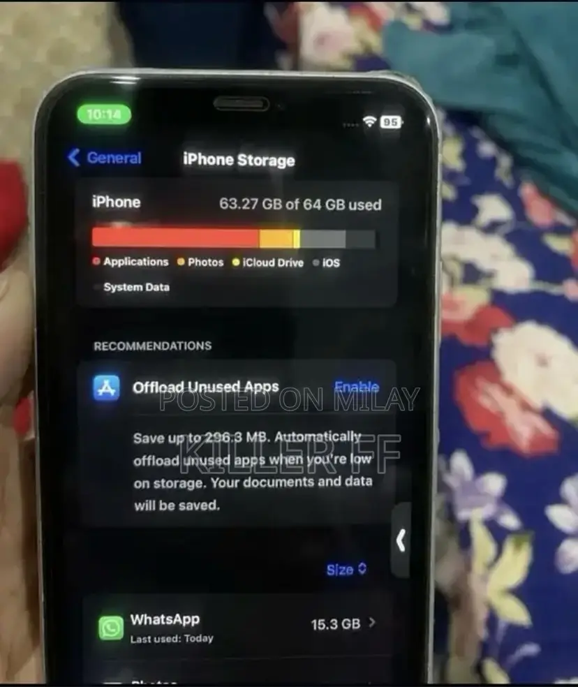 Apple iPhone XR 64 GB White