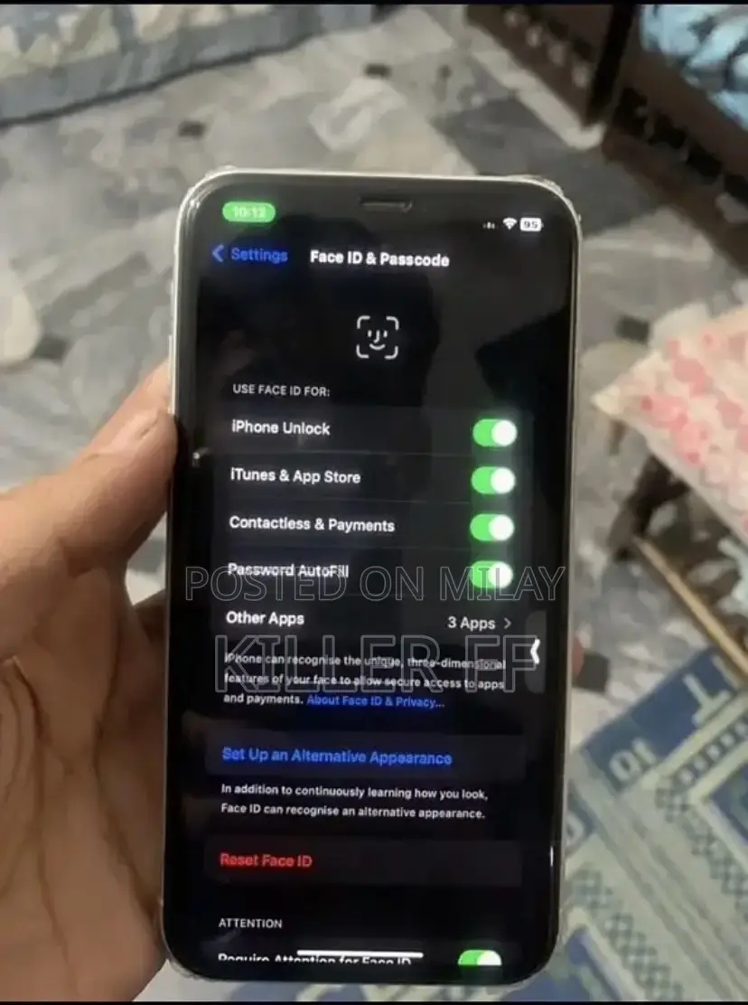 Apple iPhone XR 64 GB White